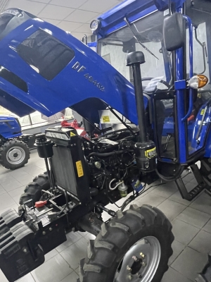 Минитрактор Dongfeng DF-404 с кабиной